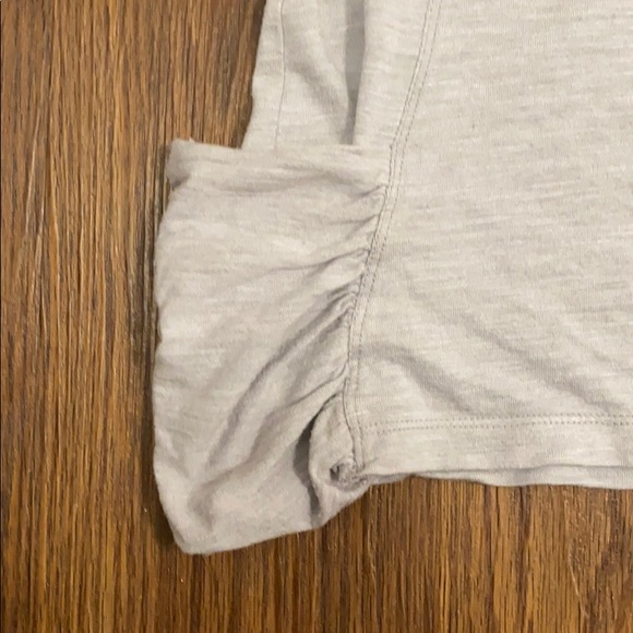 tonic v neck long sleeve - Picture 2 of 3